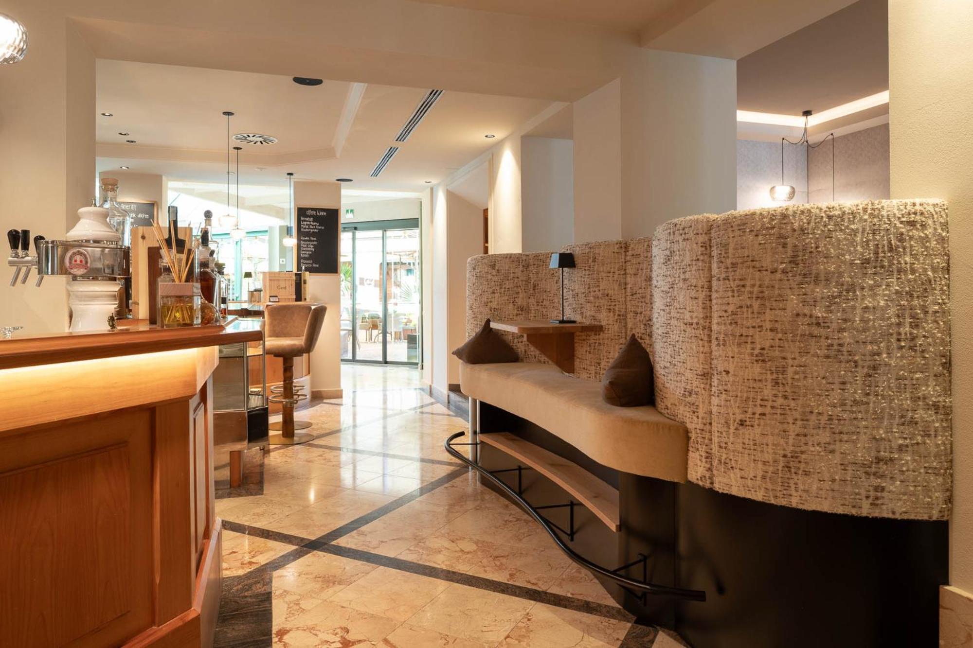 Hotel Burggraeflerhof Meran Buitenkant foto