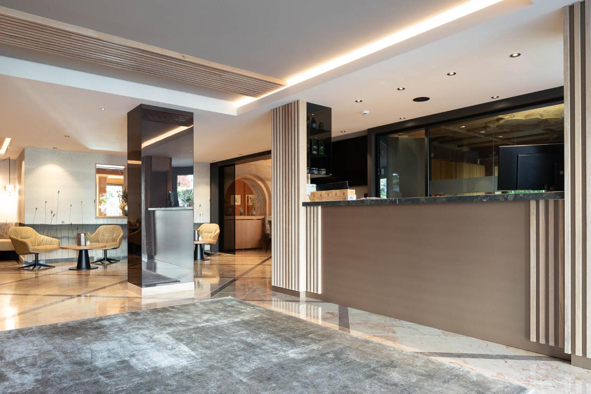 Hotel Burggraeflerhof Meran Buitenkant foto