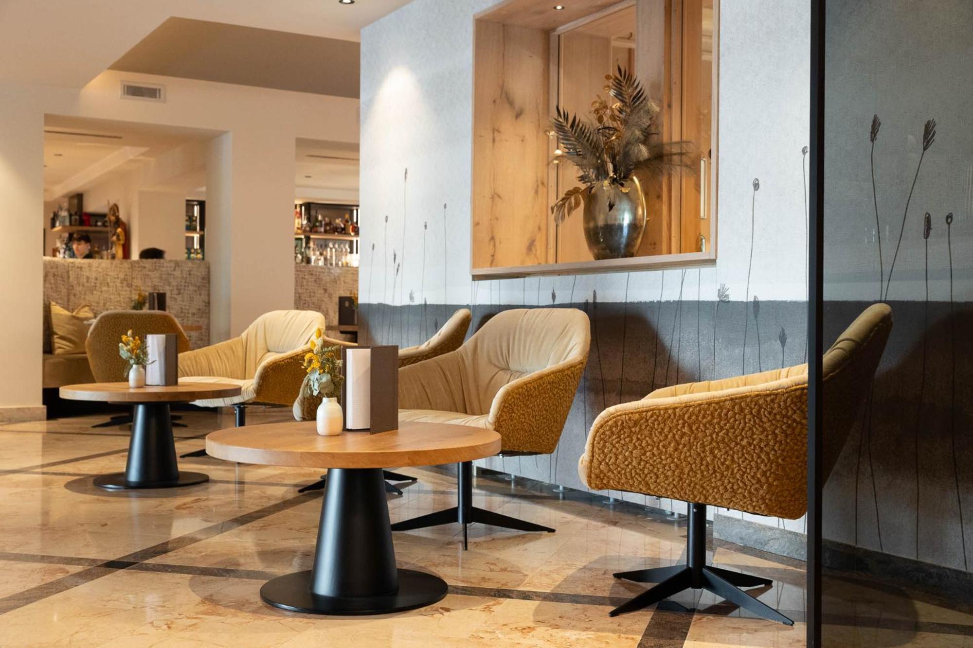 Hotel Burggraeflerhof Meran Buitenkant foto